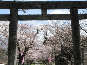 茅部神社