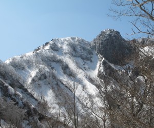 烏ヶ山山頂と南尾根