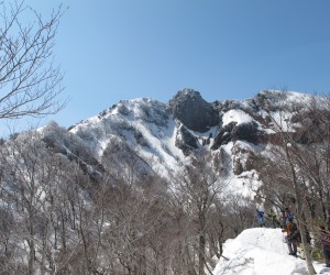 3月20日烏ヶ山山頂（東尾根より）