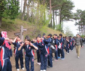 登山口に整列