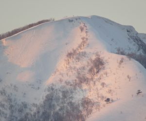 3/11  上蒜山8合目付近の雪庇