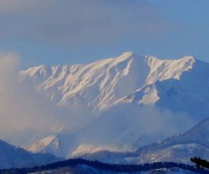 雪恋祭りスノーシュー体験　５純白の大山が姿を見せた